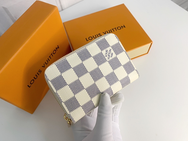 LVコピーウォレット背面デザイン